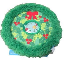 Deck the Halls wreath toss